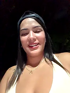 Snapshot of camiysebas21 chatting on 05/19/26, 01:56 camiysebas21 online show from 05/19/26, 01:56