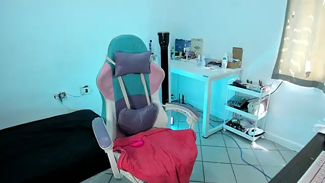 WandaDoll online show from 03/17/25, 02:23