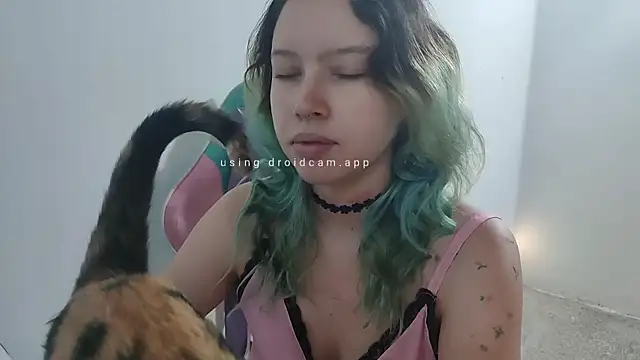 WandaDoll online show from 10/18/25, 12:06