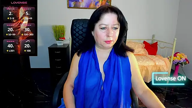 Julia Dean online show from 03/14/25, 11:56