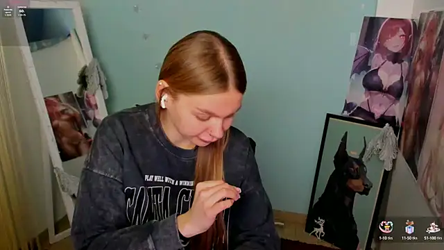 Molly sweetie online show from 01/03/25, 10:09