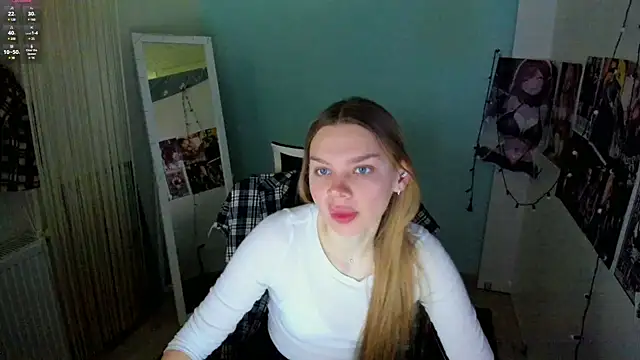 Molly sweetie online show from 03/17/25, 07:02