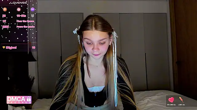 Molly sweetie online show from 12/22/25, 07:33