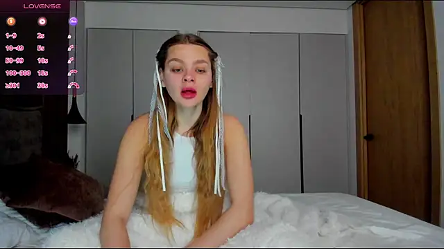 Molly sweetie online show from 02/23/26, 07:50