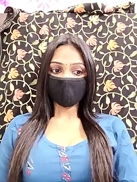 Yours-Bebo online show from 02/18/25, 06:47