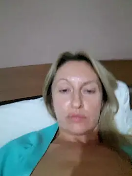 Miss    Mia  online show from 09/24/25, 04:10