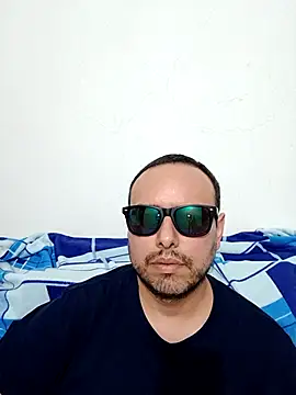 ElSunEagle online show from 06/25/26, 02:33