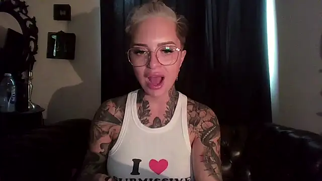 Rubyrichhxo online show from 09/14/25, 10:25