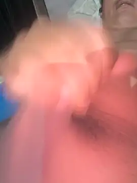 Snapshot of EZEL-59 chatting on 10/07/25, 12:19 EZEL-59 online show from 10/07/25, 12:19