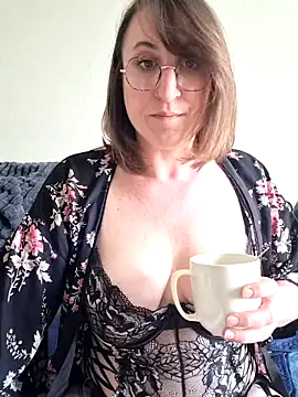 minierose online show from 04/18/26, 01:15