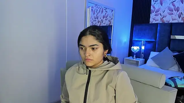 GiselOrtiz online show from 12/02/25, 10:31