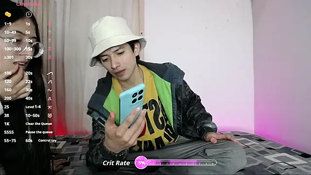 Pinkandyellowpokemon online show from 09/16/25, 04:13