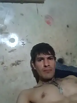 Snapshot of sexlockoxxx chatting on 12/25/24, 04:33 sexlockoxxx online show from 12/25/24, 04:33