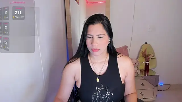 Snapshot of hellensexy chatting on 03/31/26, 10:21 hellensexy online show from 03/31/26, 10:21