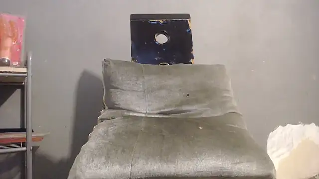 Amazing12inch online show from 10/26/25, 01:22