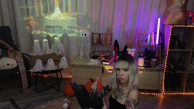 Kerry Kirk online show from 10/24/25, 11:23