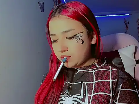 madisonx17 online show from 10/28/25, 11:51