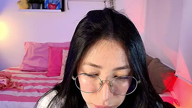 lilyy evanss online show from 03/10/26, 11:10