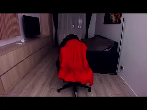 MarisMuscle online show from 03/06/25, 07:43