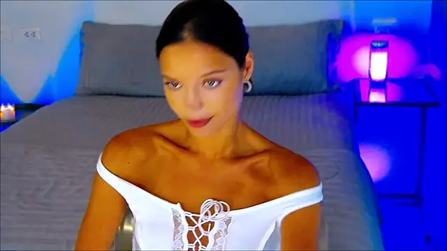 wow Mia online show from 02/07/25, 05:20