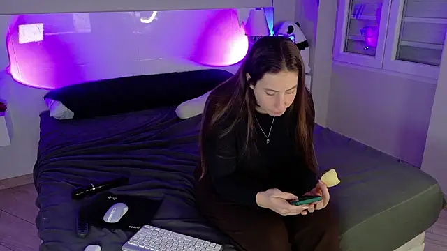 Coco fr online show from 03/11/26, 08:31