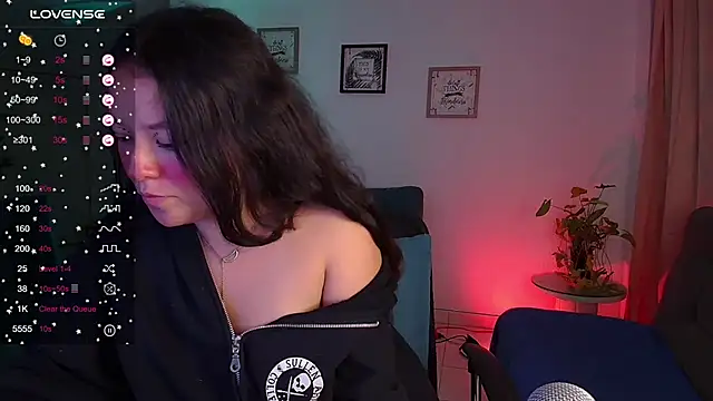 Lexie Thompson10 online show from 02/28/25, 07:37