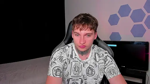 Chris Tyson online show from 09/14/25, 01:27