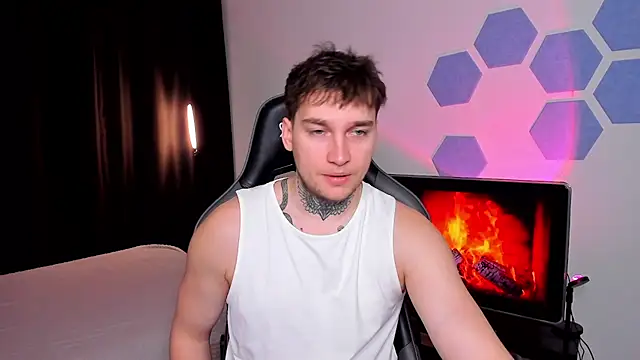 Chris Tyson online show from 12/21/25, 12:45