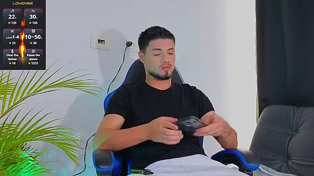 EdwardRoss  online show from 11/10/25, 07:46