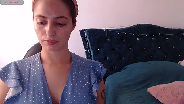 Kate lorens9 online show from 02/24/25, 07:30