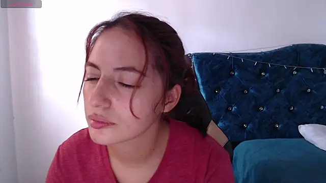 Kate lorens9 online show from 03/19/25, 04:45