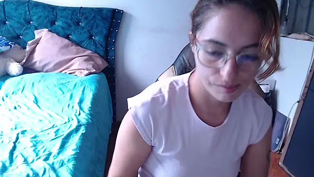 Kate lorens9 online show from 07/21/26, 03:58