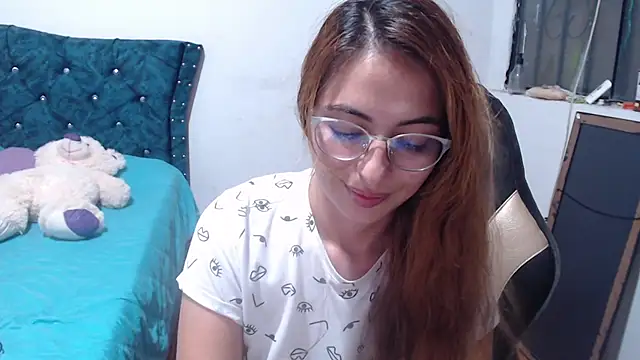 Kate lorens9 online show from 07/23/26, 02:09