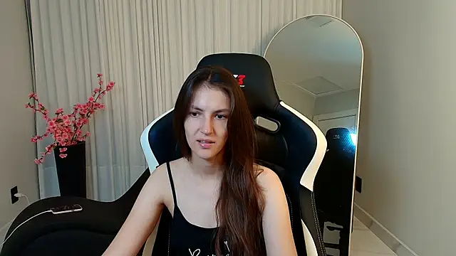 upssnowy online show from 10/17/25, 09:28