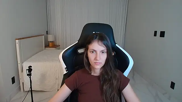 upssnowy online show from 07/04/26, 01:23