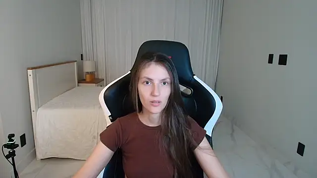upssnowy online show from 07/07/26, 12:02