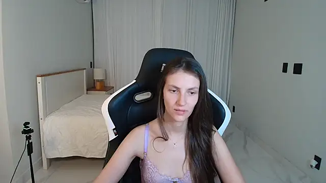 upssnowy online show from 07/18/26, 02:49