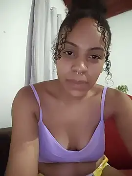 Julia Pretinha online show from 11/07/25, 02:22