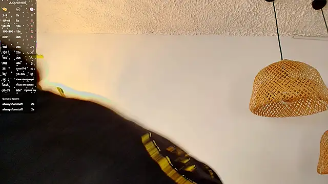 Fluffy Bubble21 online show from 03/19/25, 10:22