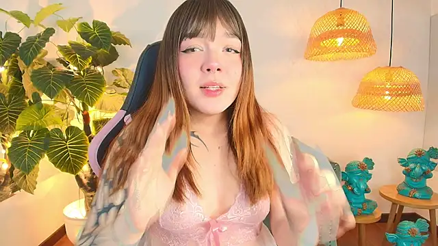 Fluffy Bubble21 online show from 04/12/26, 04:28