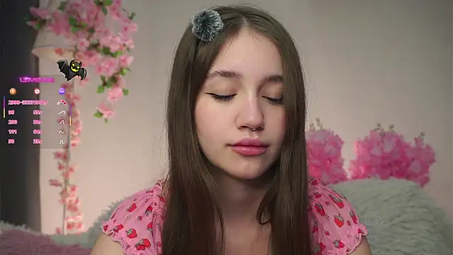 AmiLewis online show from 11/04/25, 01:05