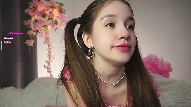 AmiLewis online show from 11/23/25, 01:27