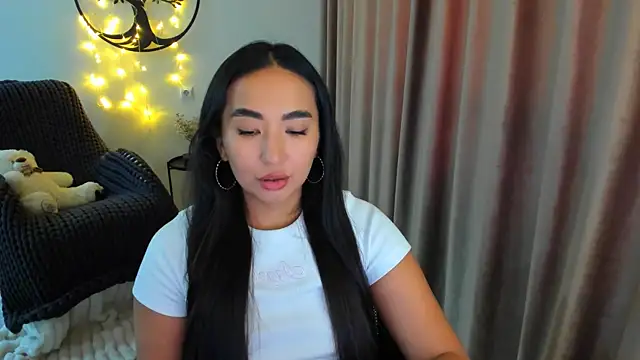 Snapshot of worldofkim chatting on 01/14/26, 08:42 worldofkim online show from 01/14/26, 08:42