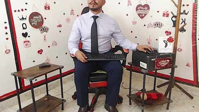 Snapshot of KalethBigDick chatting on 02/16/25, 06:10 KalethBigDick online show from 02/16/25, 06:10