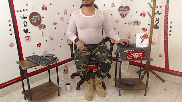 Snapshot of KalethBigDick chatting on 02/28/25, 10:17 KalethBigDick online show from 02/28/25, 10:17