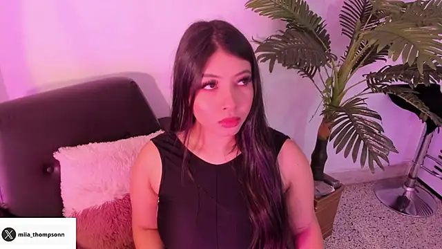 Snapshot of Miia_Thompsonn chatting on 02/25/25, 03:09 Miia Thompsonn online show from 02/25/25, 03:09