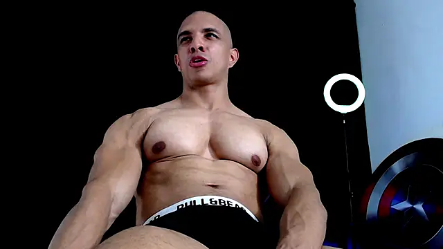 Antonywebb94 online show from 12/21/25, 07:43