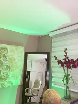 haiiley more online show from 02/02/25, 10:46