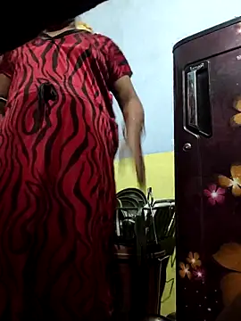 priyadarshiPRIYASEXCPL223 online show from 05/20/26, 02:23