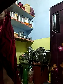 priyadarshiPRIYASEXCPL223 online show from 05/26/26, 01:29